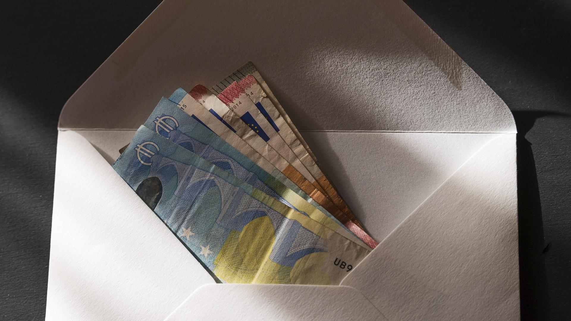 Pasewalk: Verlorener Briefumschlag mit Geld wieder bei Besitzerin