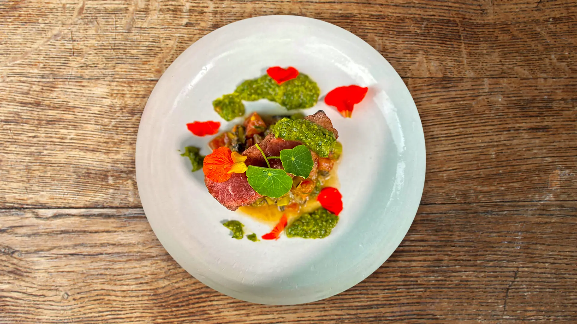 Gegrilltes Rumpsteak mit Fenchel-Tomaten-Salat | ndr.de