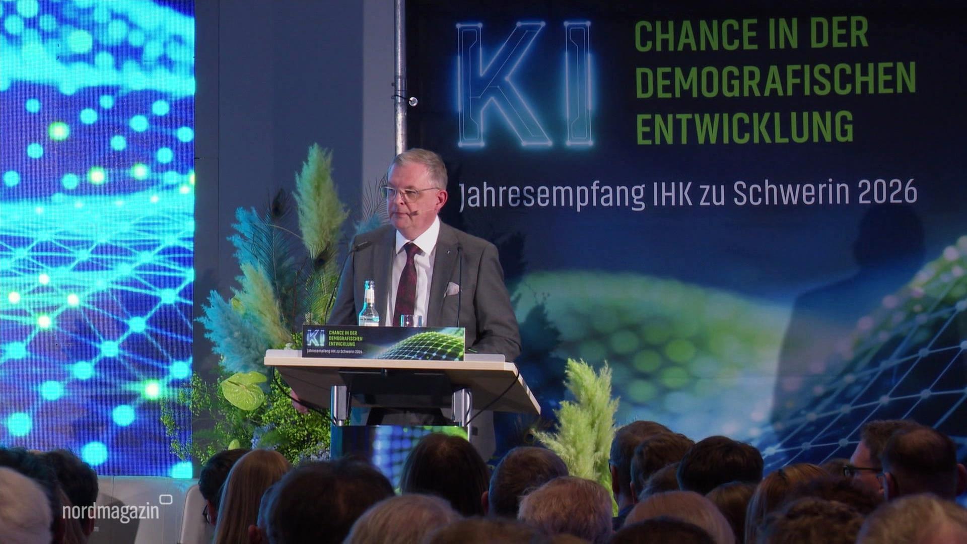 Unterstützung bei KI: Jahresempfang der IHK Schwerin