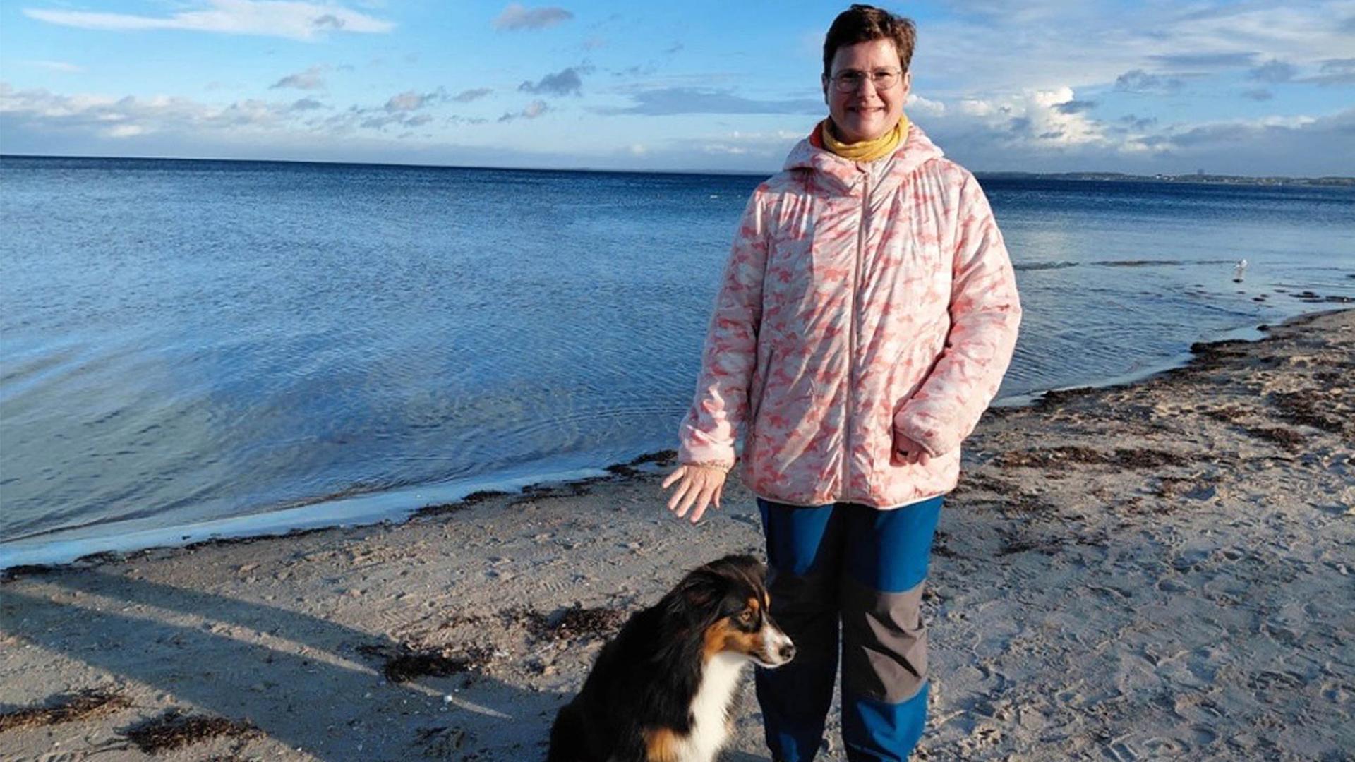 Gelähmt – na und? So meistert Andrea ihr Leben nach einem Schlaganfall