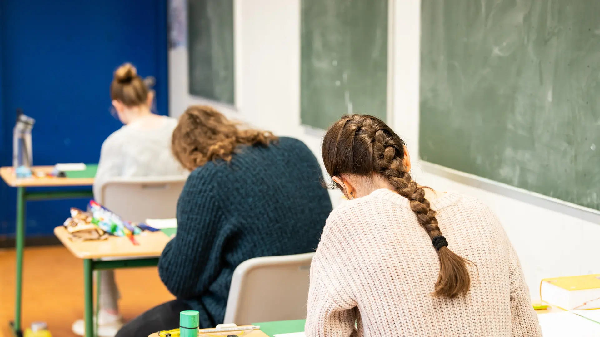 Für 31.500 Schüler haben die Abiturprüfungen begonnen | ndr.de