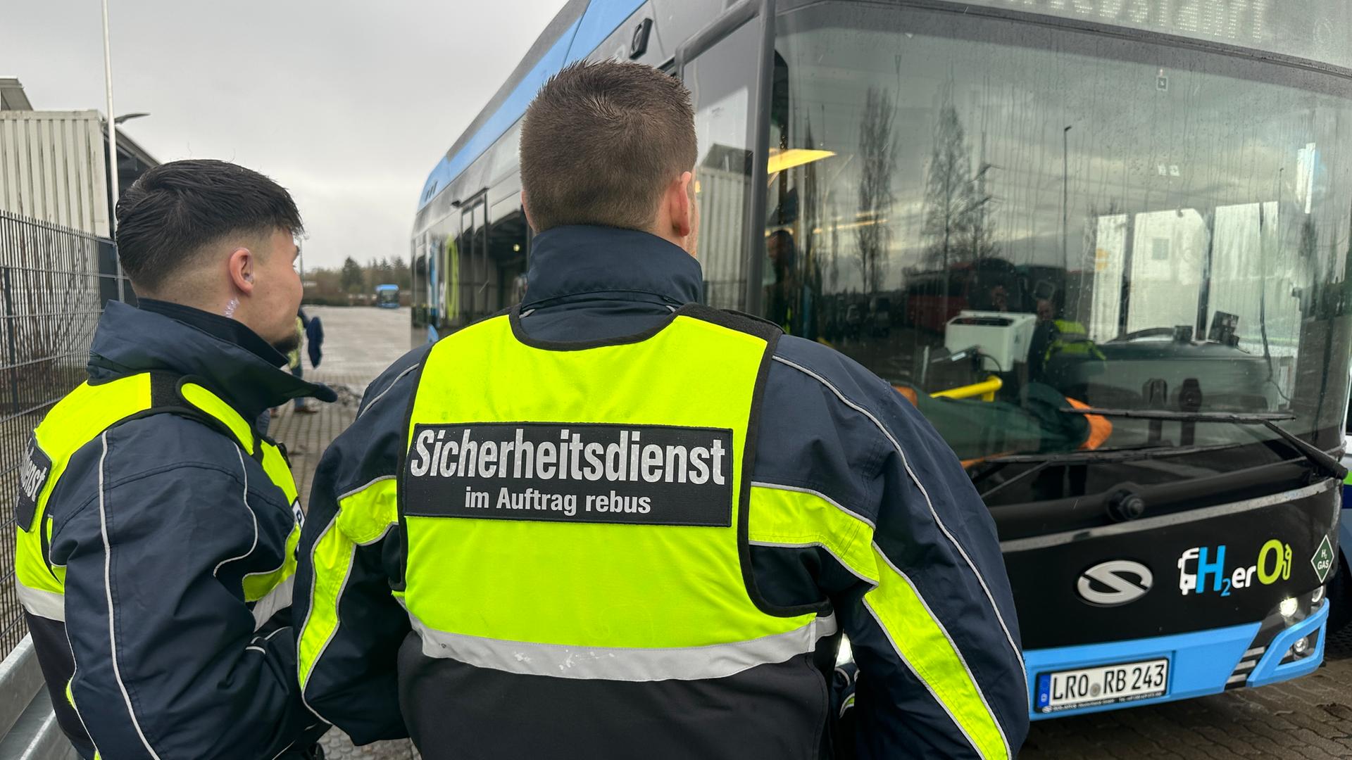 Güstrow: Rebus setzt auf Sicherheitsdienst im Bus