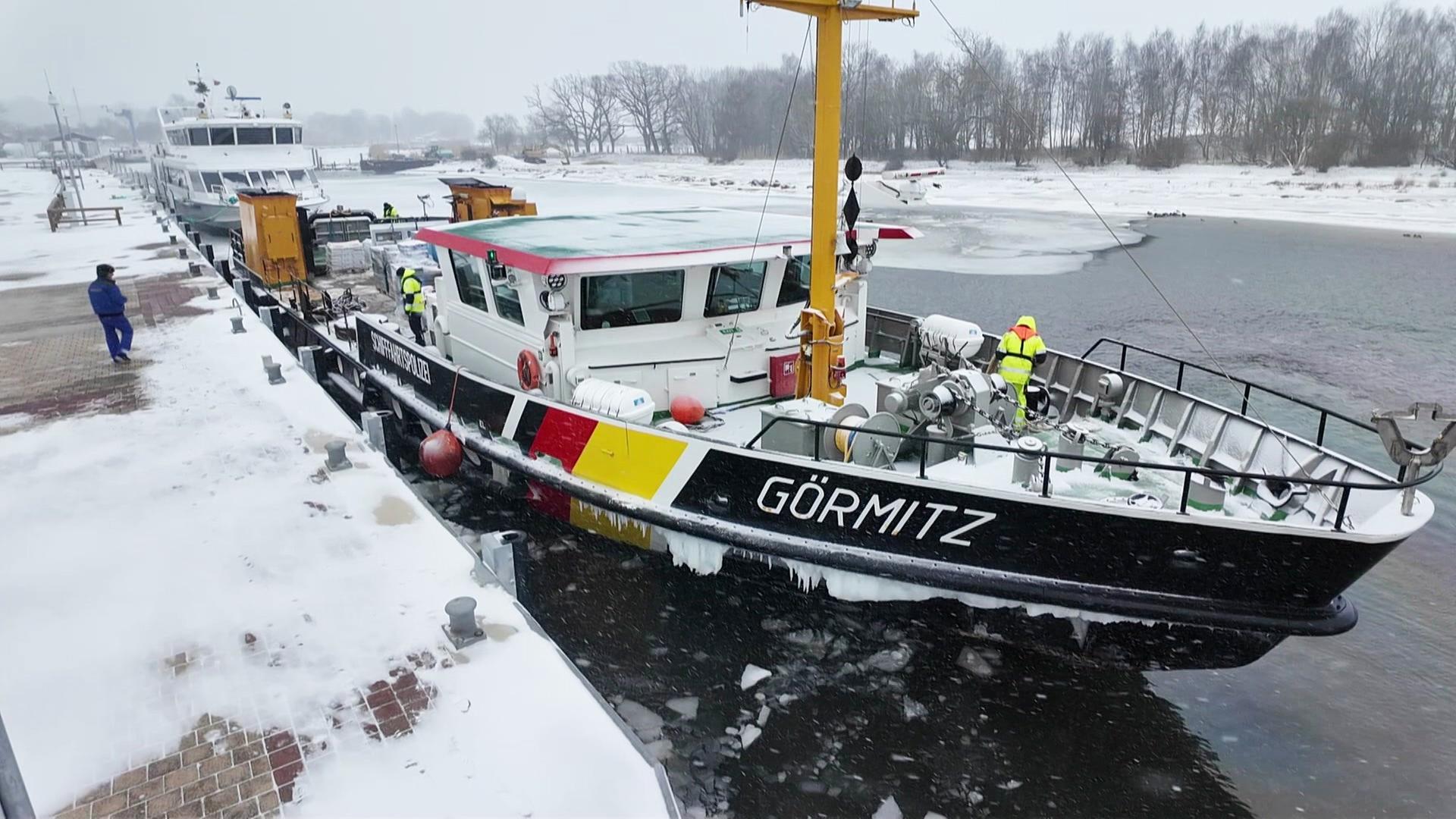 Glätte und Eisgang behindern Verkehr in Mecklenburg-Vorpommern